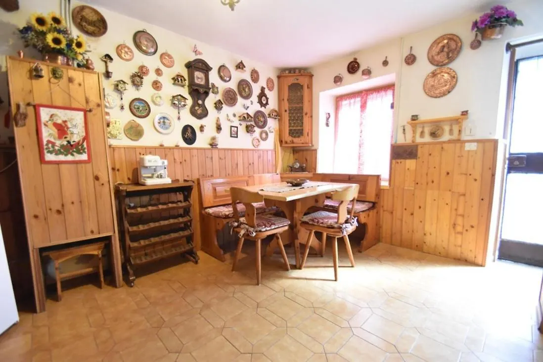 Casa Canale - Residenze Bucaneve Tonezza del Cimone 0*,