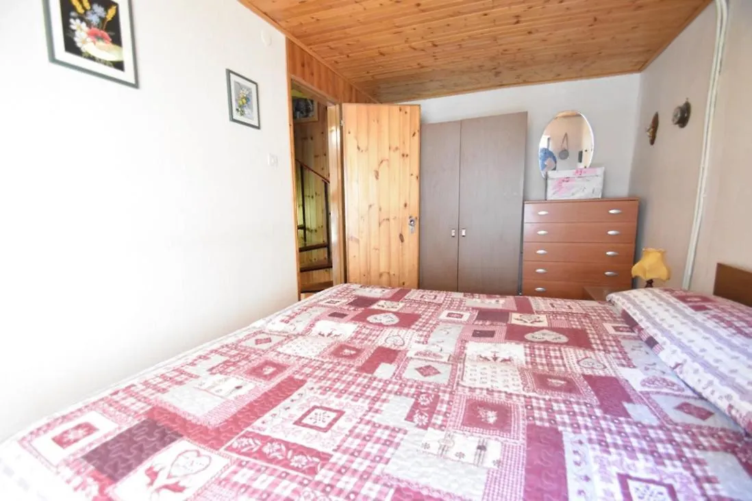 Apartment Casa Canale - Residenze Bucaneve Tonezza del Cimone Italy