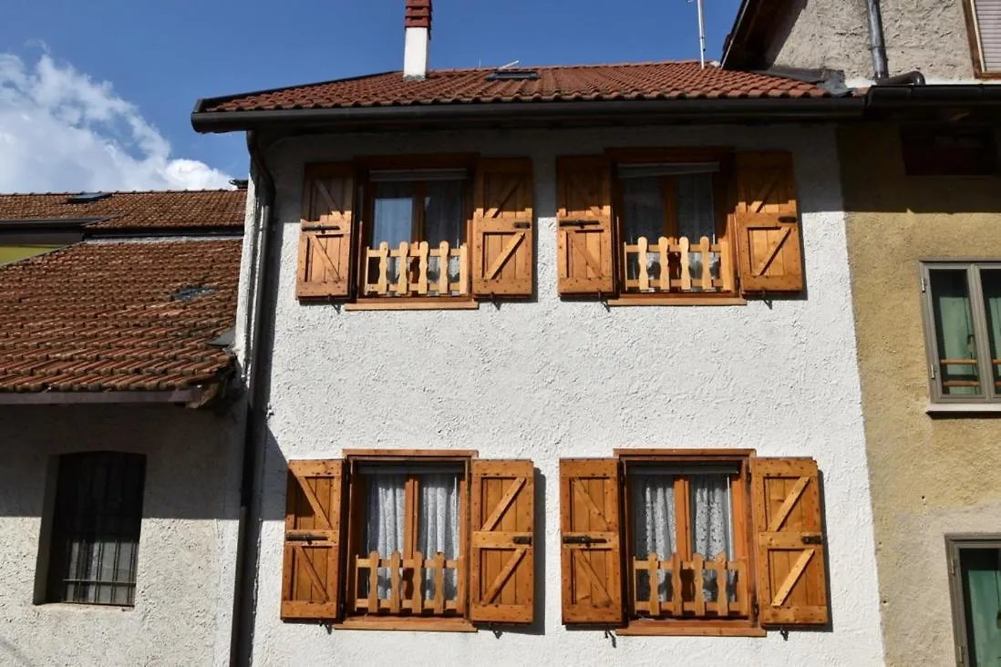 Casa Canale - Residenze Bucaneve Tonezza del Cimone Apartment